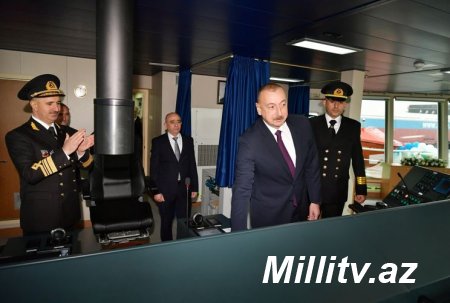 Prezident İlham Əliyev Bakı gəmiqayırma zavodunda inşa olunmuş ilk tankerin istismara verilməsi mərasimində iştirak edib