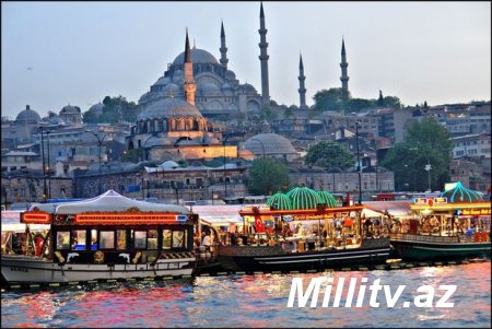 İstanbulda 18 Azərbaycan vətəndaşına müvəqqəti yaşamaq icazəsini təsdiq edən vəsiqələr verilib