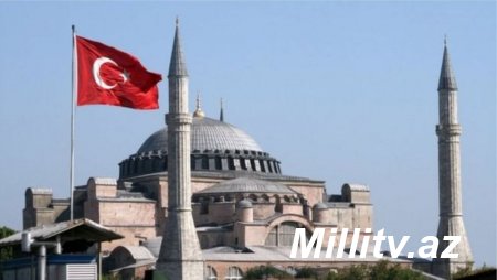 Türkiyə Ayasofyanı muzeydən məscidə çevirdi