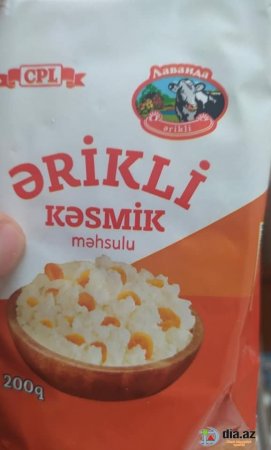"Ərikli Kəsmik" aldı, içindən böcək çıxdı... - FOTO