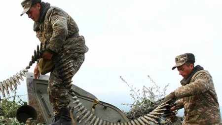 Ermənistan ordusuna məxsus silah-sursat anbarı məhv edildi