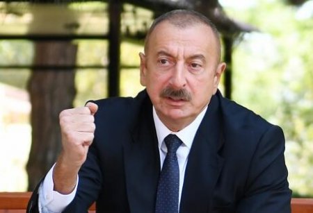 Prezident bir qrup hərbçini “Kəlbəcərin azad olunmasına görə” medalı ilə təltif etdi